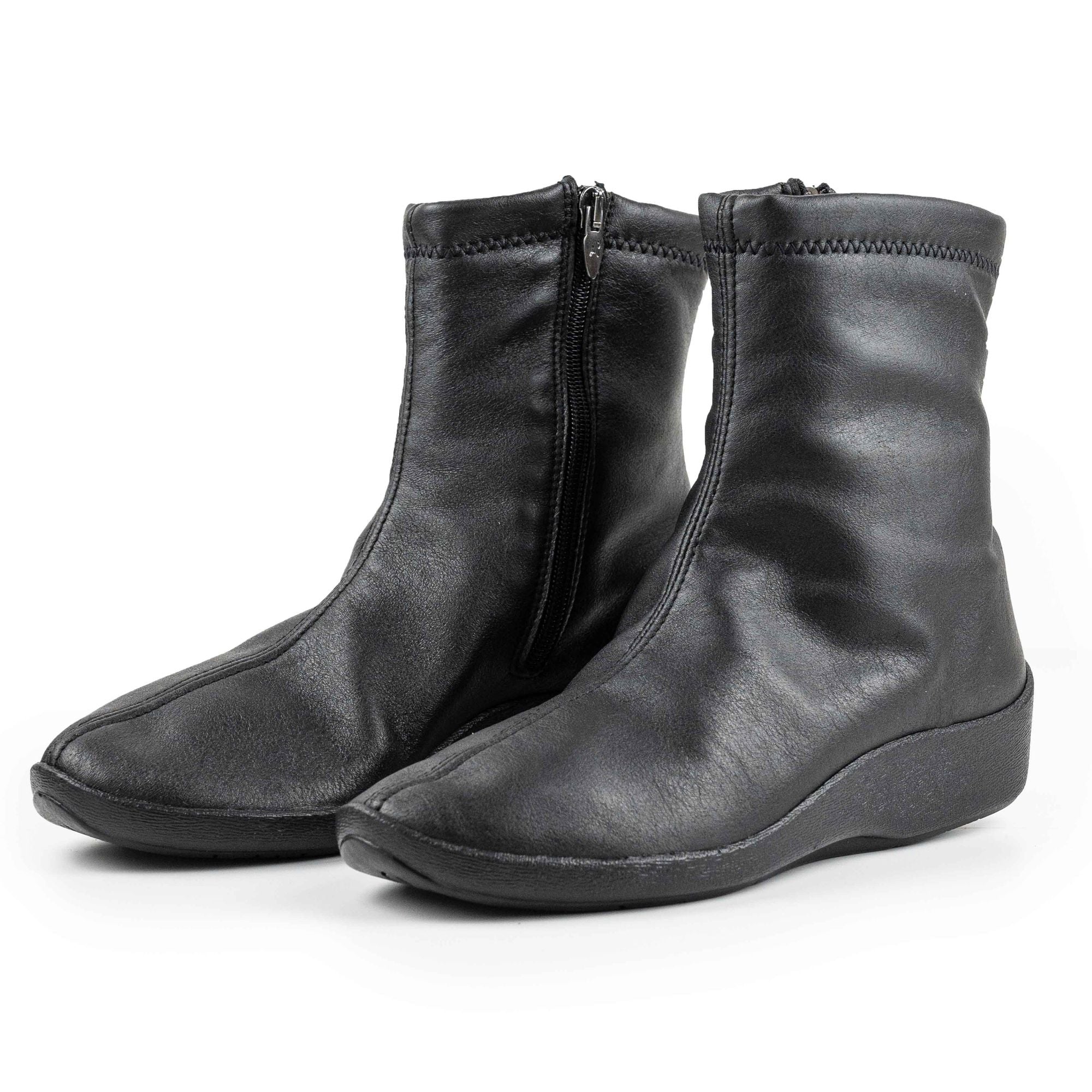 L8 | Stiefelette | Schwarz